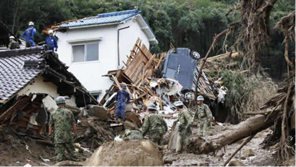Сильні дощі стали причиною зсуву в Хіросімі