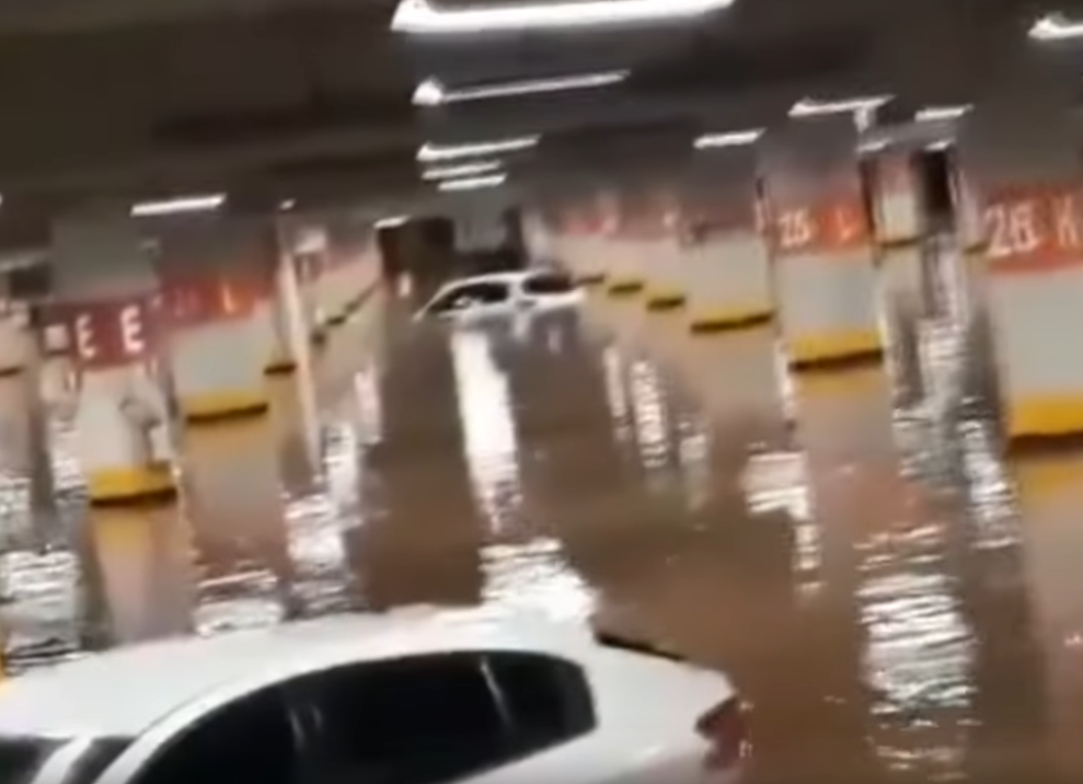 cars flood