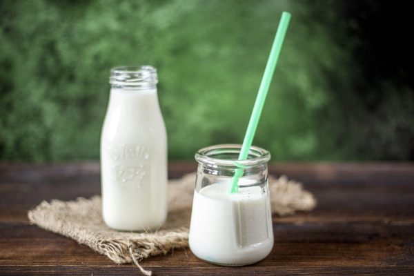Мифы и факты об употреблении молока