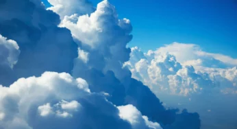 Почему облака не падают с неба на землю?