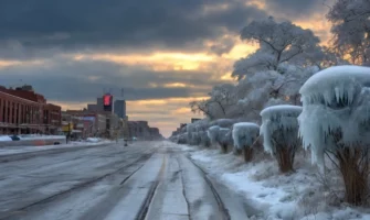 Freezing Rain Alert: Dangerous Ice Storms Loom Over Northeastern US This Weekend