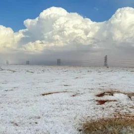 Saudi Desert Transformed: Unbelievable Winter Wonderland After Extreme Hailstorms