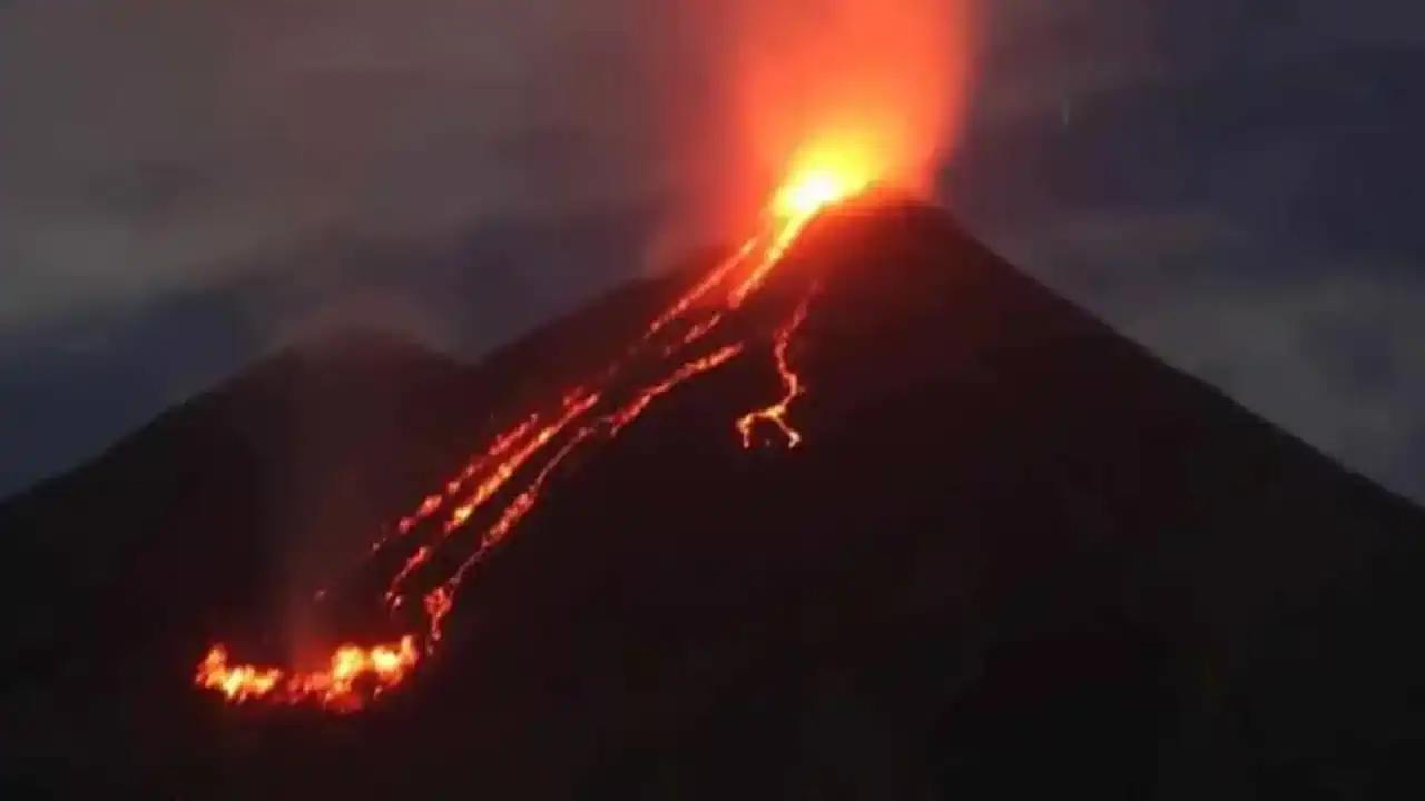 Lewotobi Laki Laki Volcano Eruption