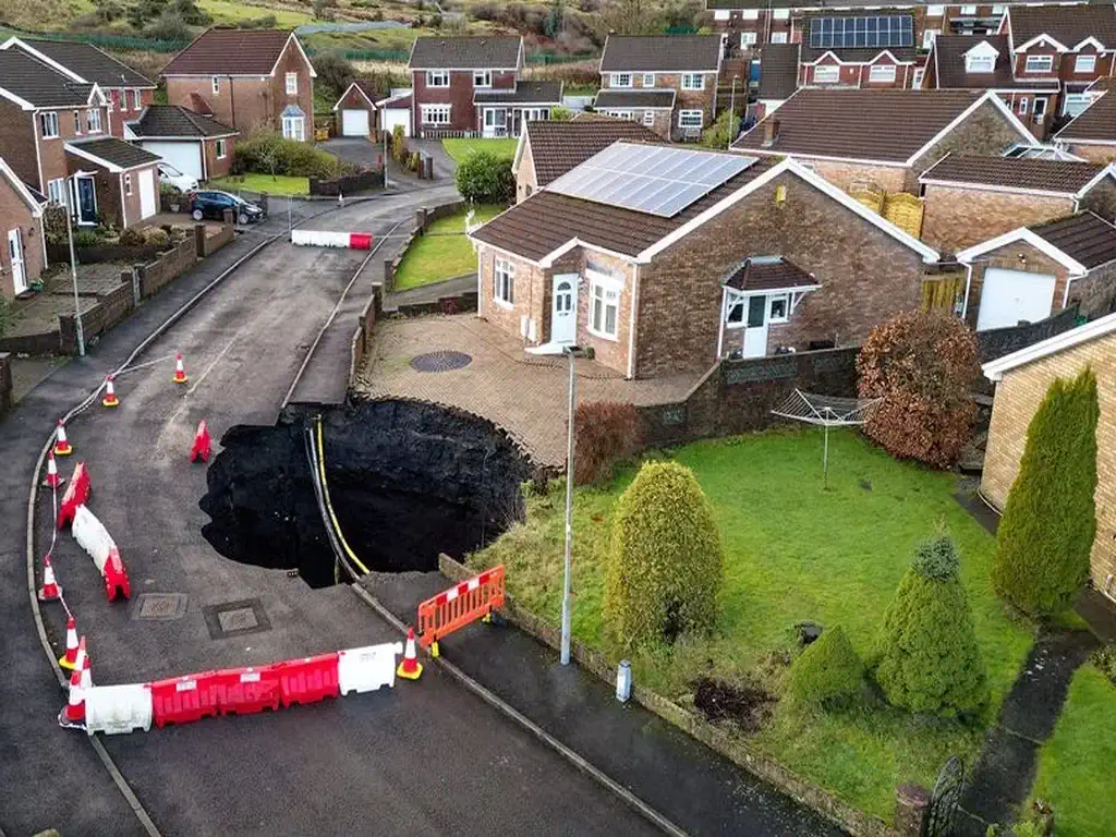 Sinkhole 